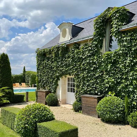 Manoir De Famille Beausoleil Vila *