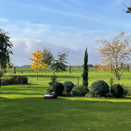 Manoir De Famille Beausoleil Allonnes (Maine-et-Loire)