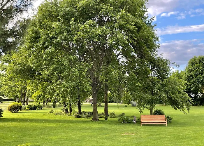 וילה Manoir De Famille Beausoleil *